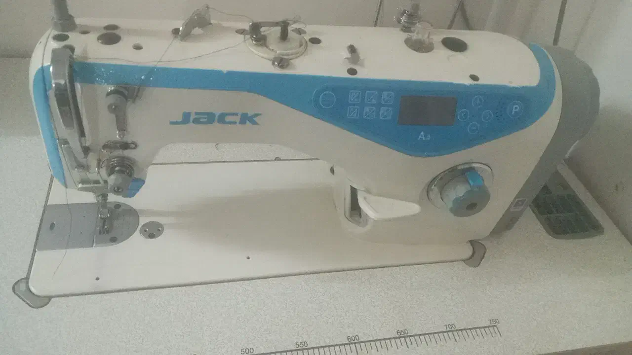 چرخ خیاطی|چرخ خیاطی و ریسندگی|فامنین, |دیوار