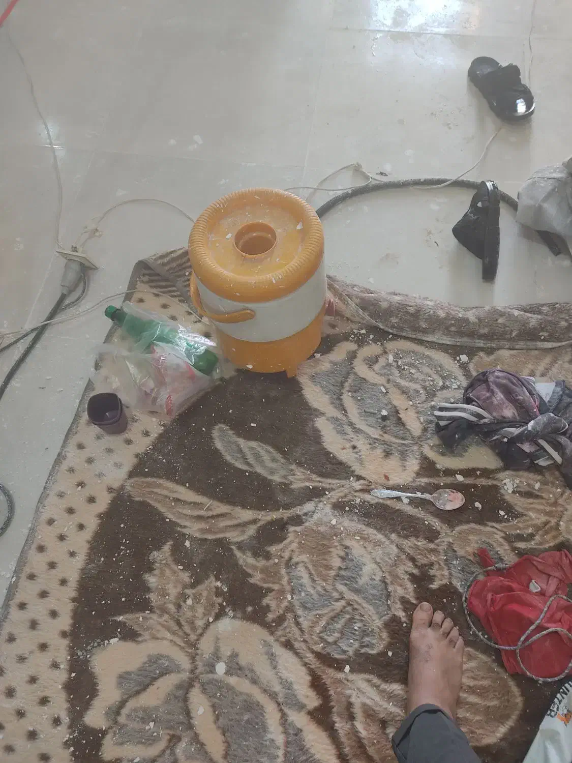 لکه گیری و گچکاری کامل|خدمات پیشه و مهارت|قم, سراجه (۱۵ خرداد)|دیوار