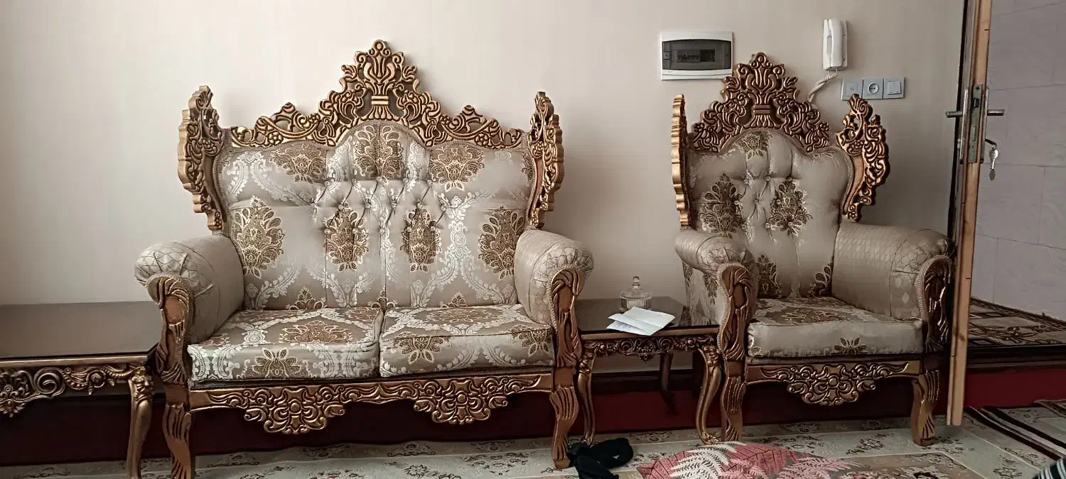 مبل سلطنتی ۷نفره|مبلمان خانگی و میز عسلی|چهاردانگه (تهران), |دیوار