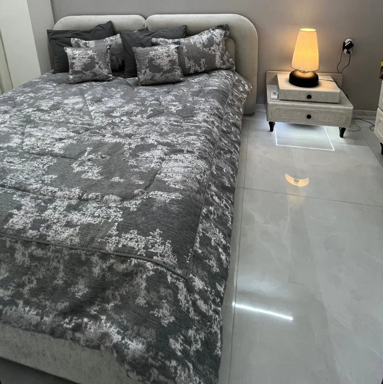 سرویس خواب|تخت و سرویس خواب|بندر دیر, |دیوار