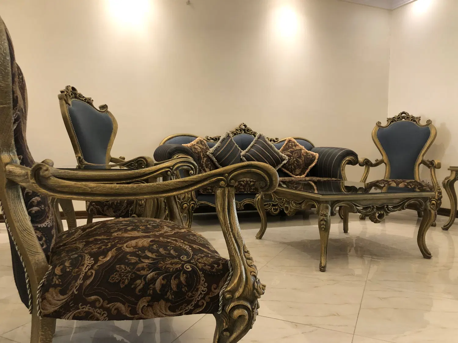 ست کامل مبل سلطنتی + چستر + ناهار خوری ۸ نفره|مبلمان خانگی و میز عسلی|تهران, جنتآباد شمالی|دیوار