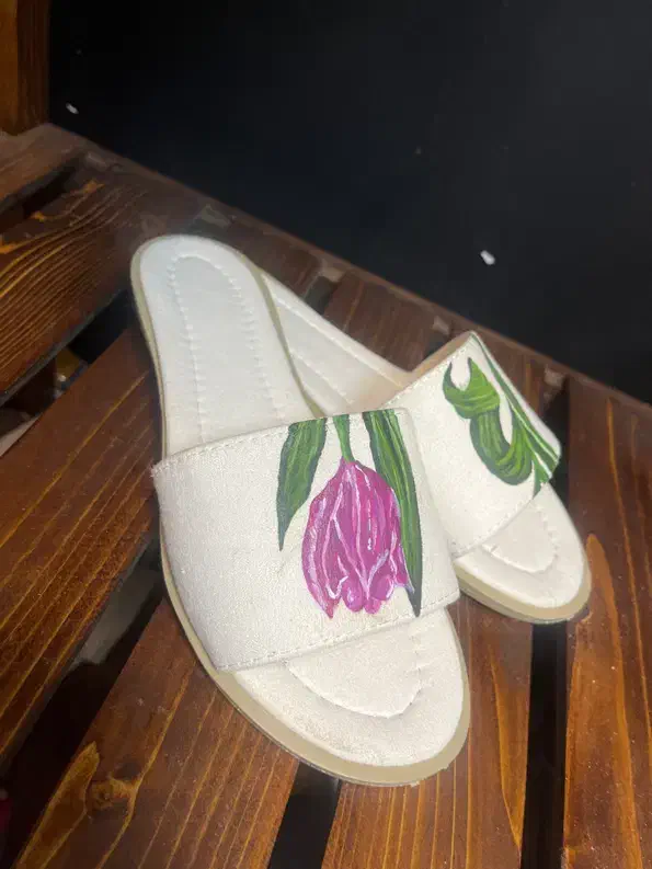 صندل مجلسی|کیف، کفش، کمربند|شاهرود, |دیوار