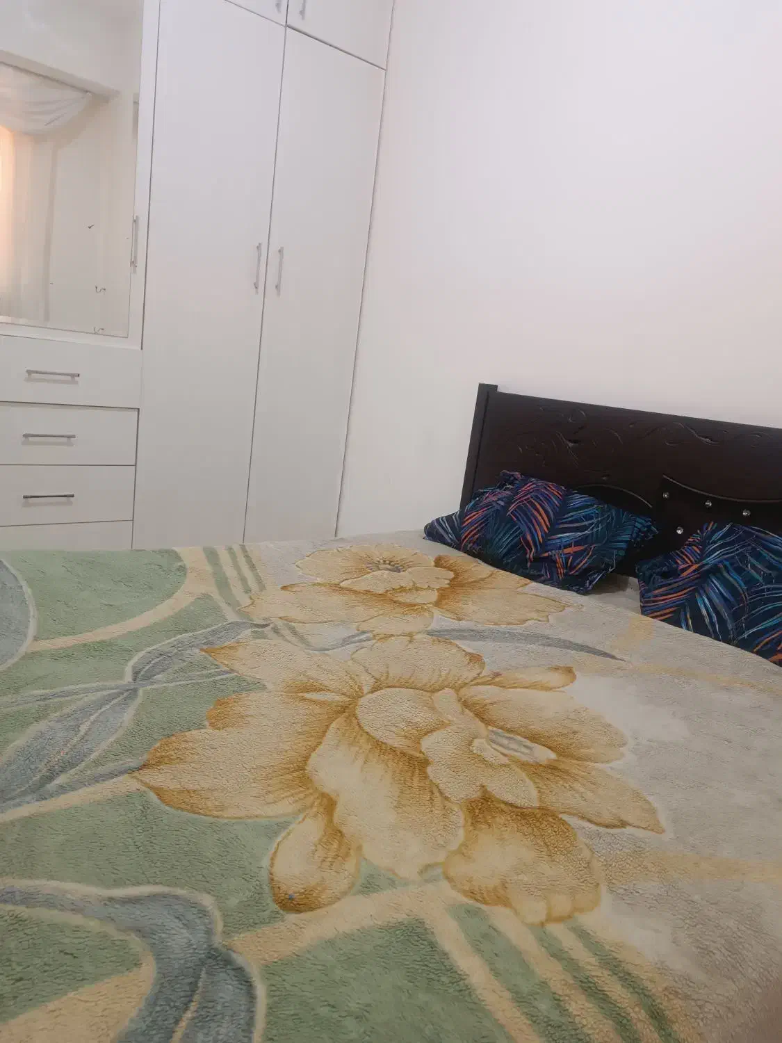 سوییت اجاره روزانه موقت مرتب شیک پرند خونه خانه|اجارهٔ کوتاه‌مدت آپارتمان و سوئیت|پرند, فاز ۴|دیوار