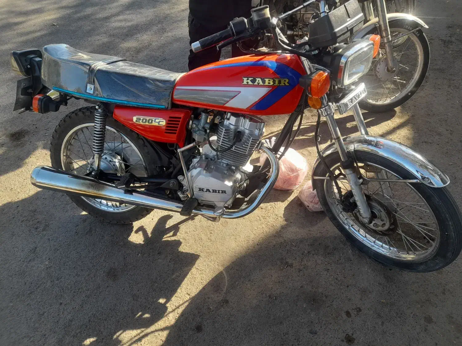 کبیر 200 مدل 95|موتورسیکلت|بردسکن, |دیوار