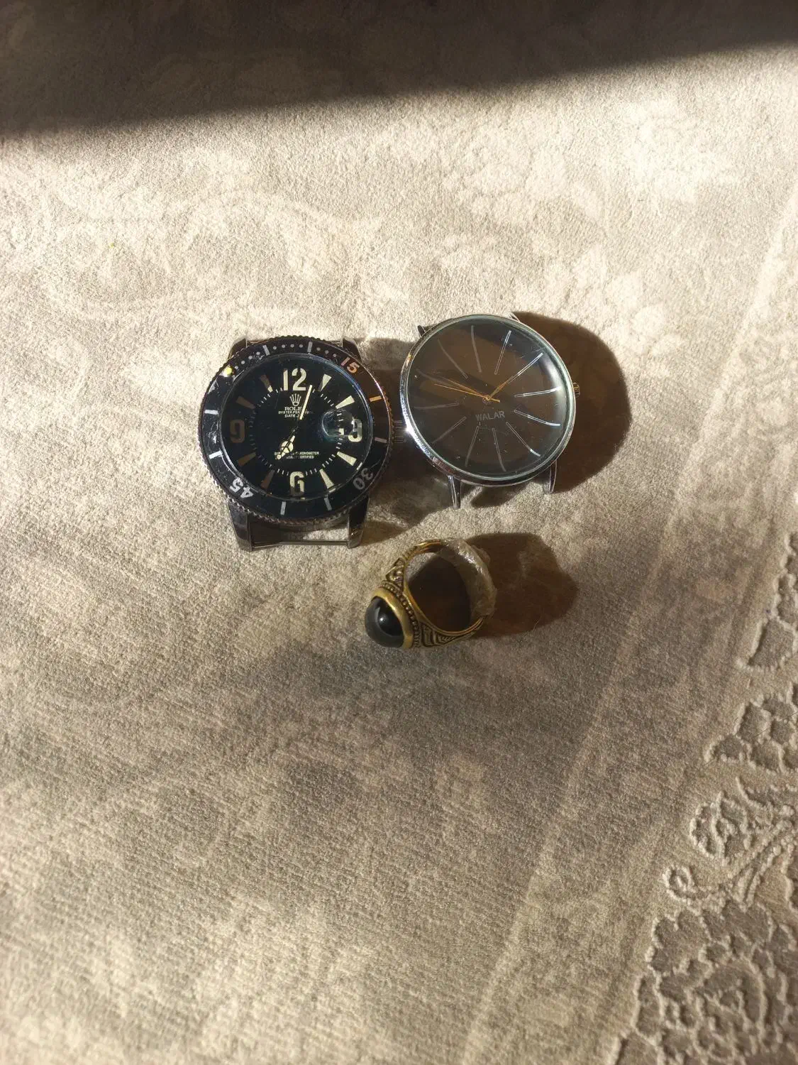 انگشتر و ساعت|بدلیجات|نجف‌آباد, قلعه سفید|دیوار