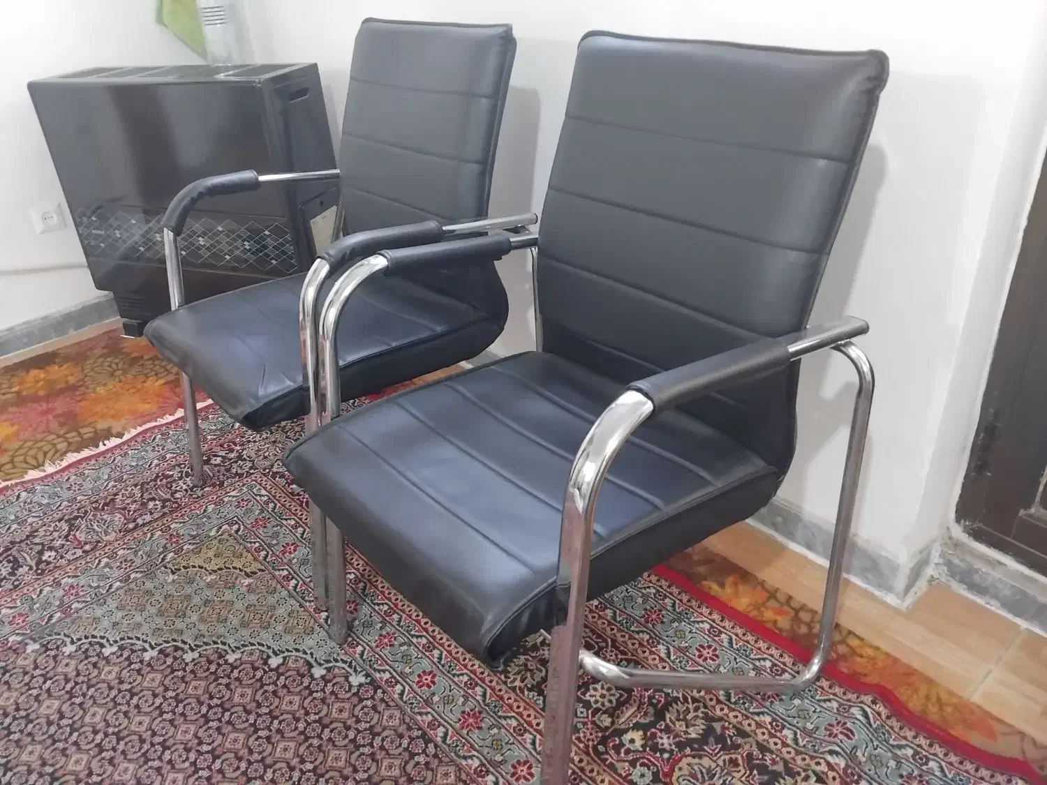 صندلی اداری طبی دو عدد در حد نو ۲ ماه استفاده شده|مبلمان اداری|لنگرود, |دیوار