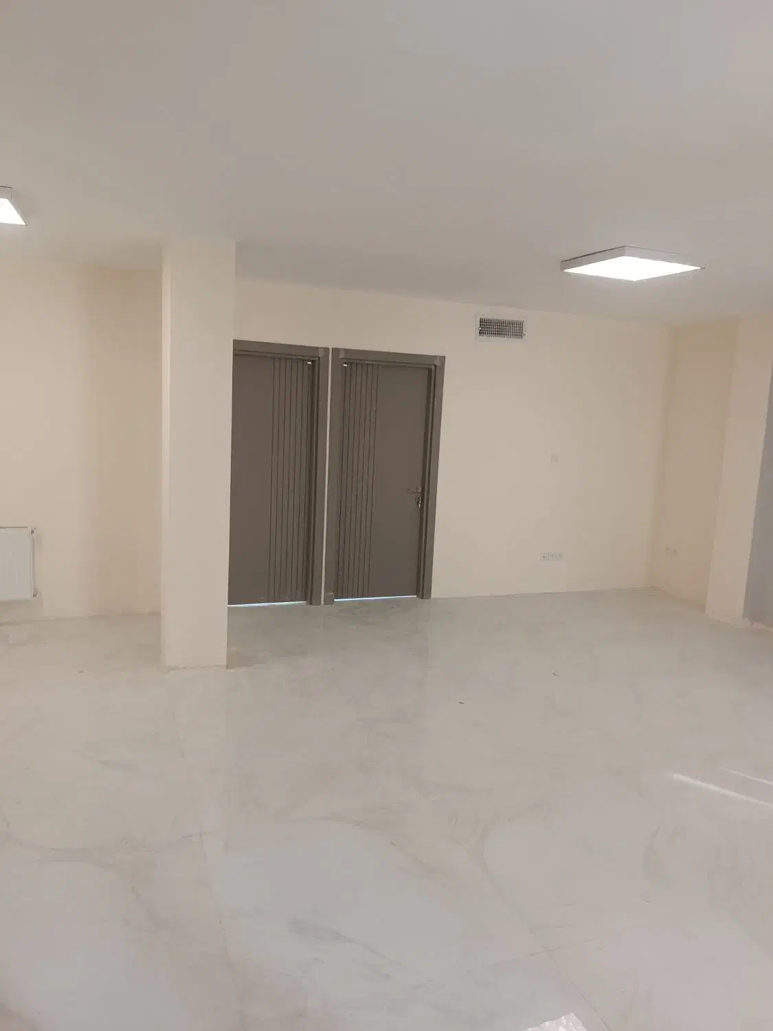 82متر دفترکار بر خیابان اصلی|فروش دفتر کار، اتاق اداری، مطب|تهران, ایرانشهر|دیوار