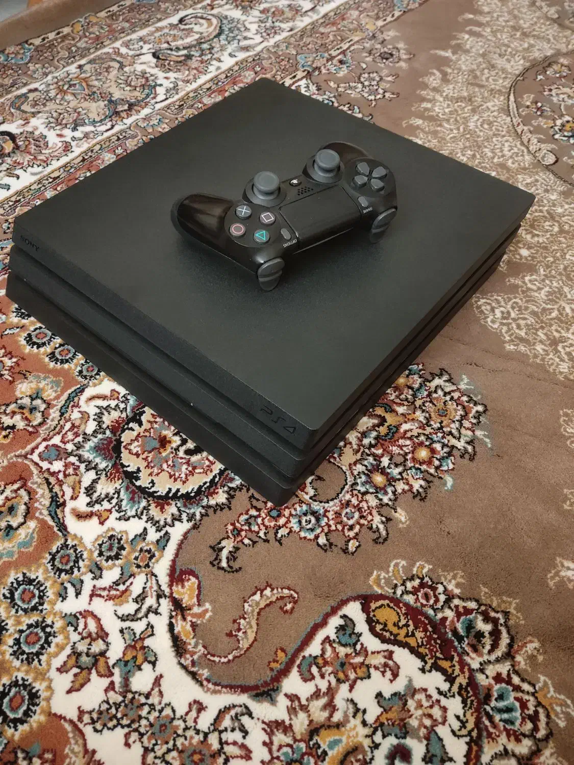 PS4 Pro|کنسول، بازی ویدئویی و آنلاین|پرند, فاز ۴|دیوار