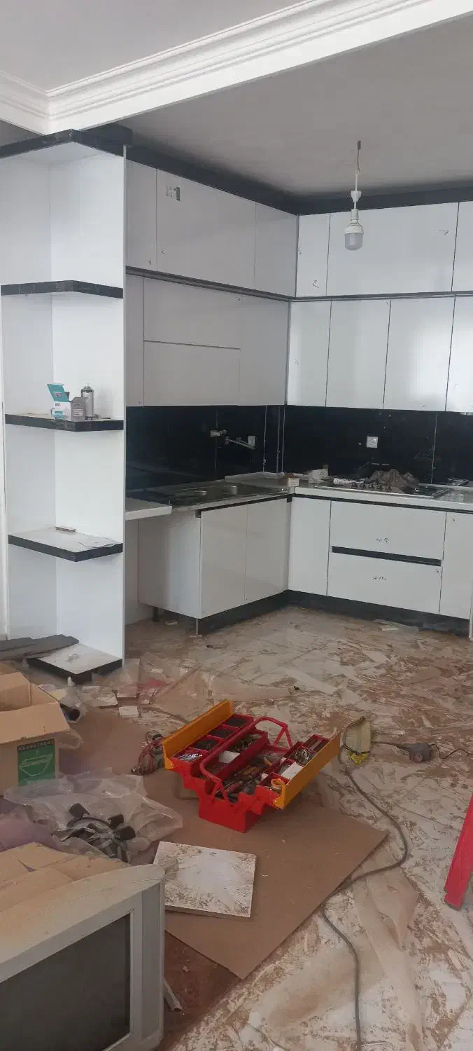 نصاب و مجری انواع کابینت وکمد دیواری|خدمات پیشه و مهارت|نیشابور, خط کاشمر|دیوار