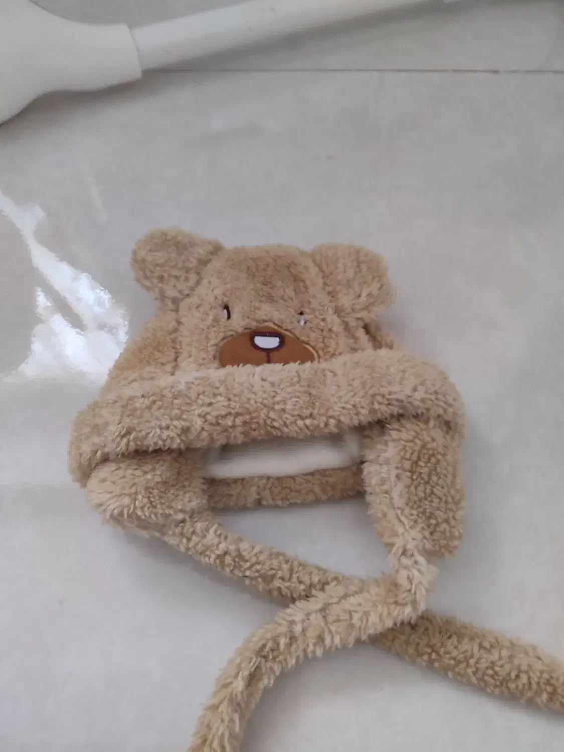 توربان|کفش و لباس بچه|رشت, استقامت ۱|دیوار