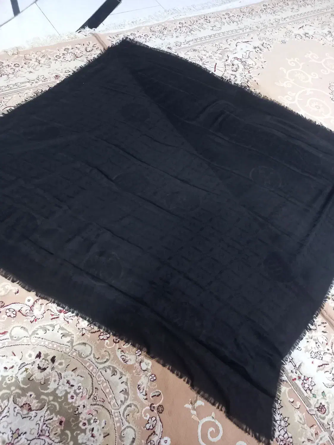 روسری قواره ای وشال|لباس|خوی, |دیوار