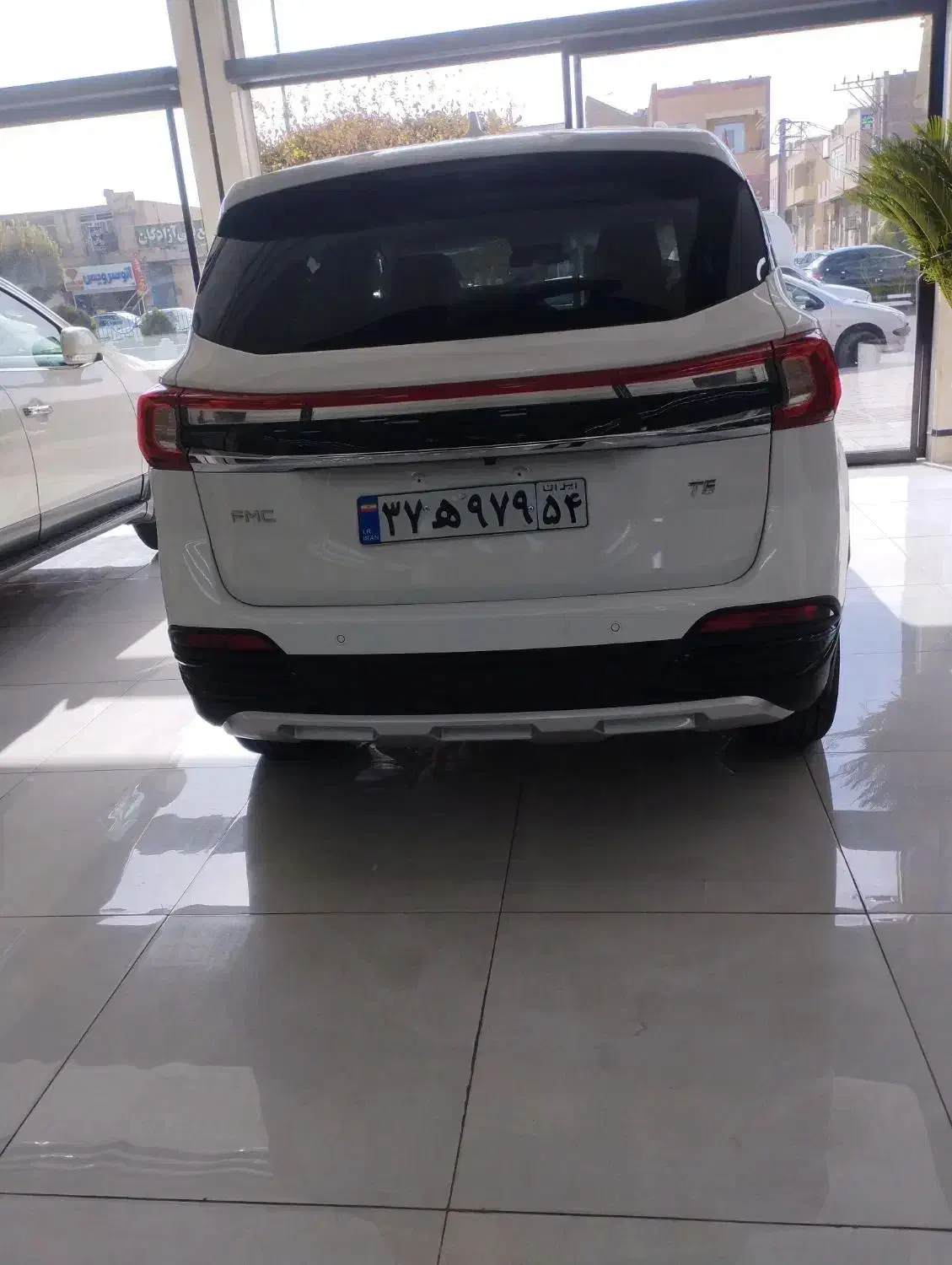 اف ام سی تی پنج سفید مدل ۴۰۴ بصورت نقدواقساط|خودرو سواری و وانت|یزد, |دیوار
