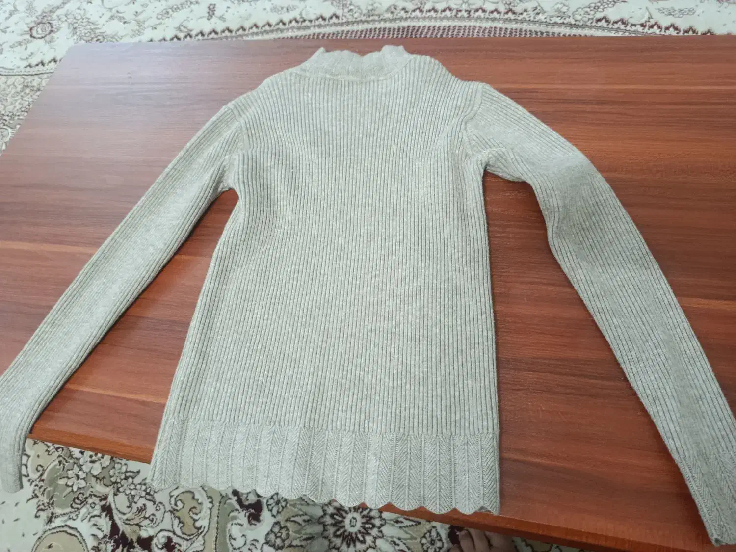 تعدادی لباس دخترانه|لباس|کاشمر, |دیوار