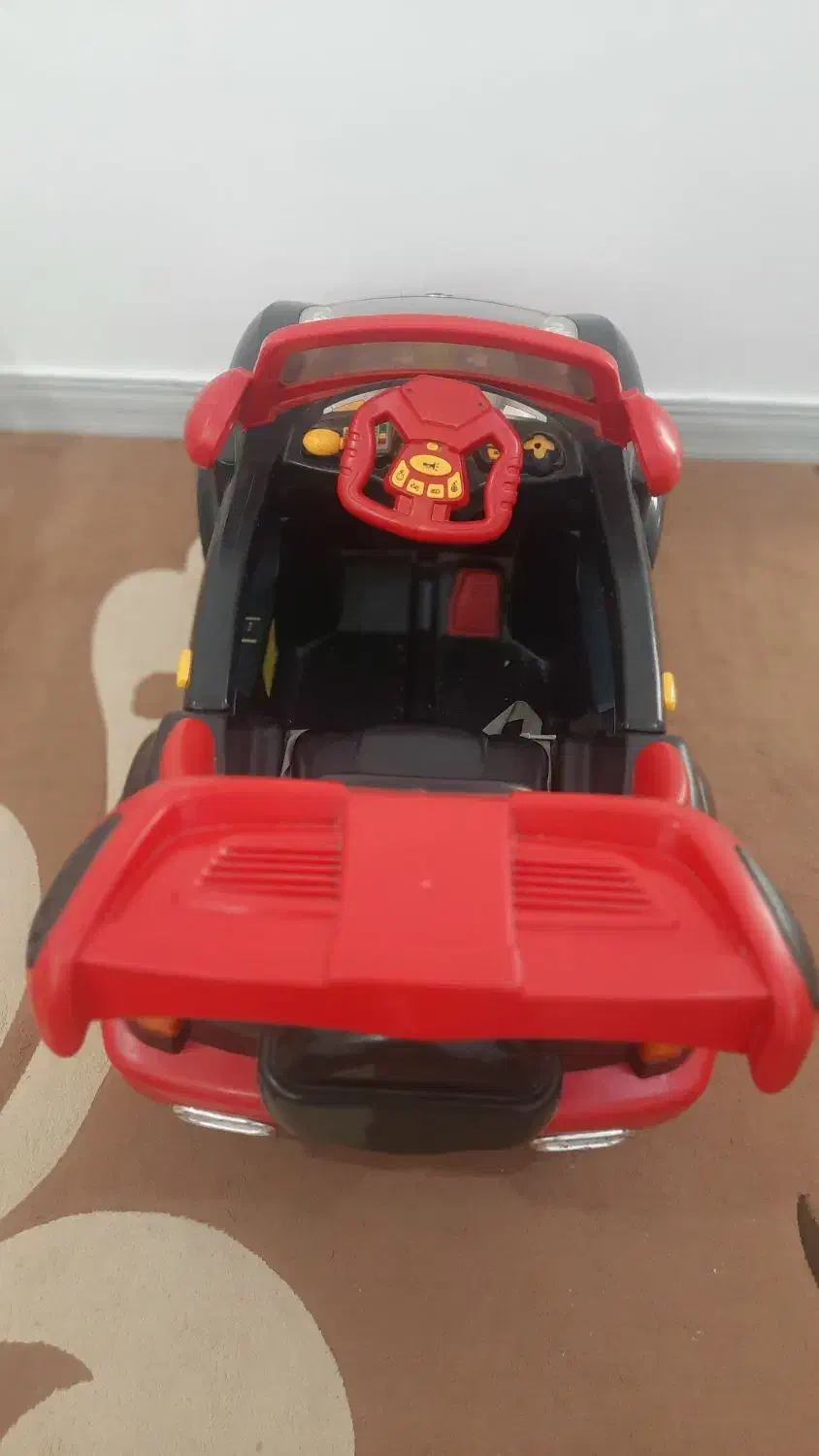 ماشین شارژی ۲موتوره درحدنو کم کار|اسباب‌بازی بچه|بندرعباس, |دیوار