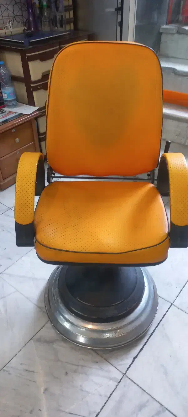 صندلی آرایشگاه|صندلی و نیمکت|بروجرد, |دیوار