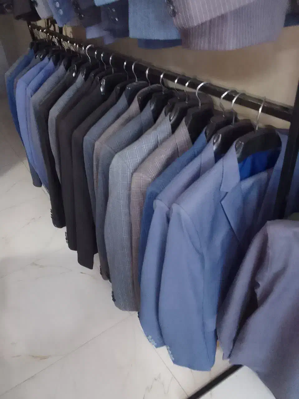 پوشاک مردانه باران جاده قطور جنب درمانگاه سعلکده|لباس|خوی, |دیوار