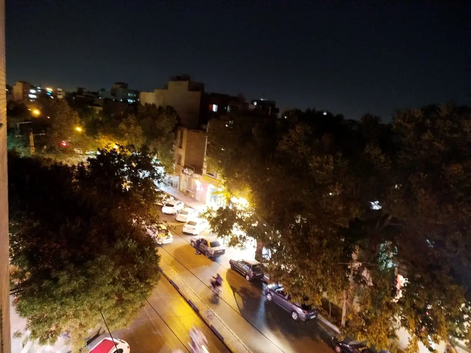 آپارتمان ۸۰ متر دو نبش ویوو کوه صفه گلزار هشت‌بهشت|فروش آپارتمان|اصفهان, گلزار|دیوار