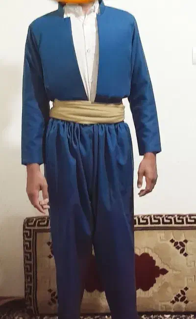 لباس|لباس|قروه, |دیوار