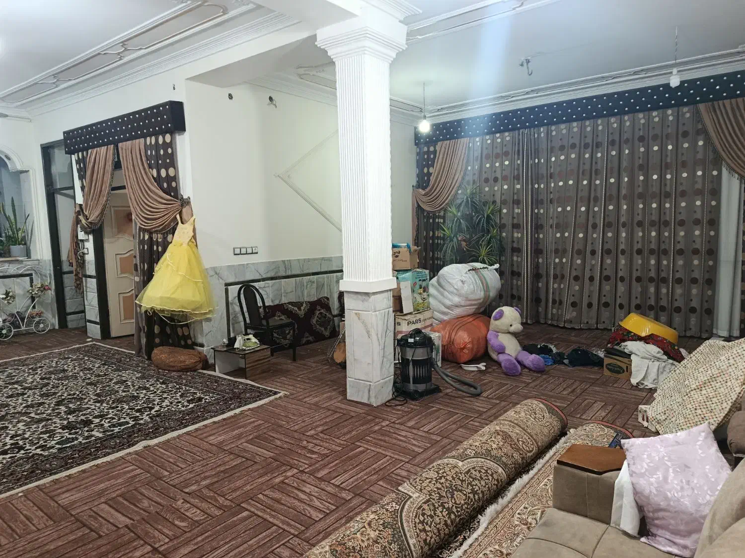 ویلایی۳۱۲ متری/ جنوبی/ خیابان دانشگاه /سه واحدی|فروش خانه و ویلا|زاهدان, |دیوار