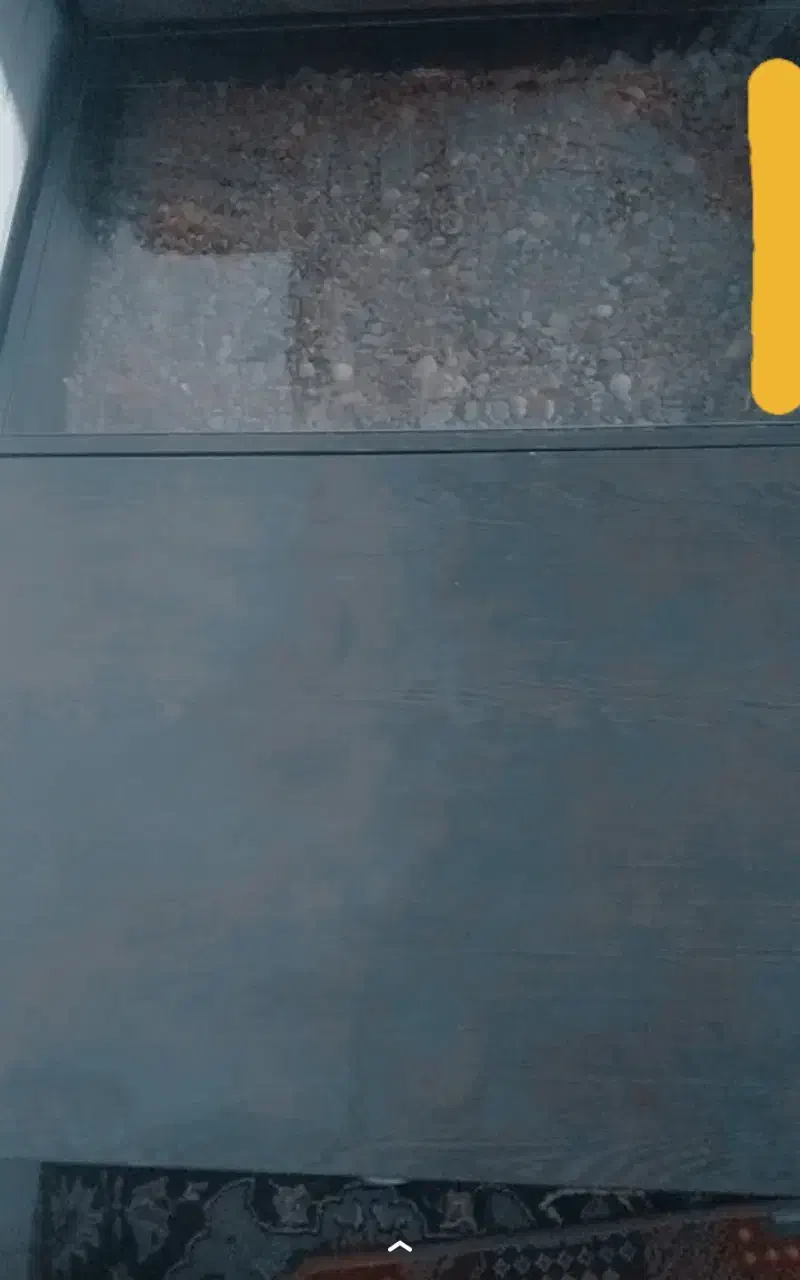 میز بسیار زیبا|میز و صندلی غذاخوری|یزد, |دیوار