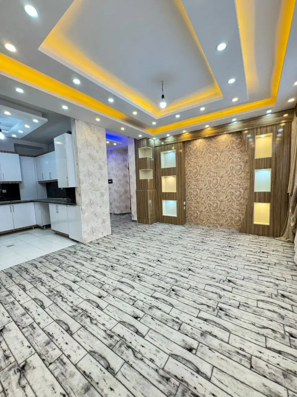 ۷۵متر دو خوابه میدان جانبازان املاک سران|فروش آپارتمان|تبریز, |دیوار