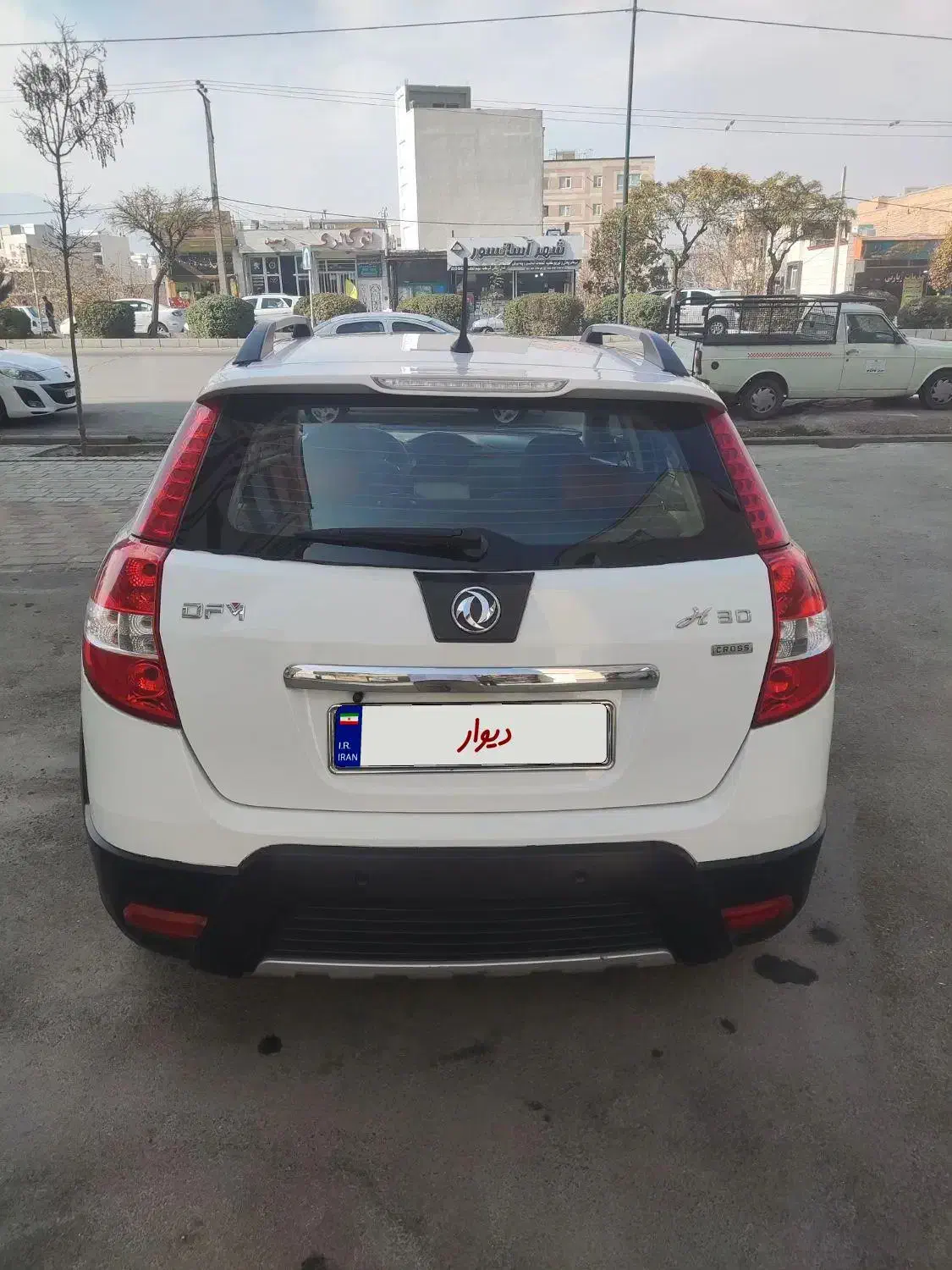 اچ سی کراس|خودرو سواری و وانت|همدان, |دیوار