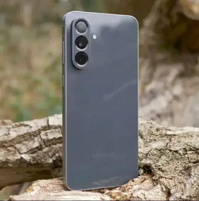 گوشی a56کاملا سالم|موبایل|بروجرد, |دیوار