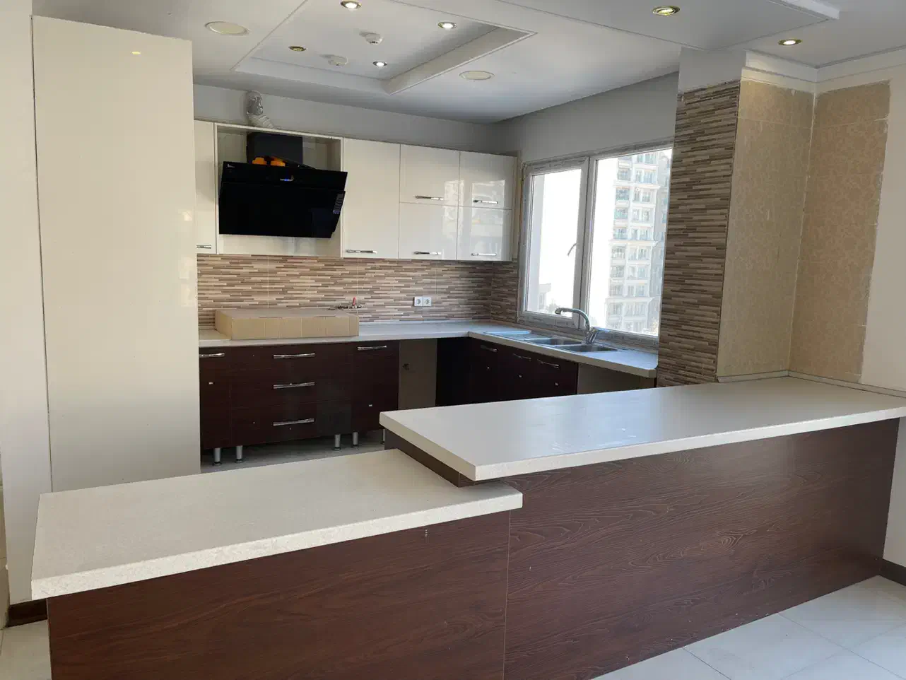 ۱۷۲متر*ازگل*کلید نخورده