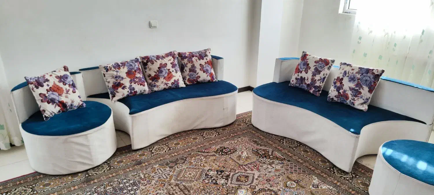 مبل ۵ نفره|مبلمان خانگی و میز عسلی|فولادشهر, مسکن مهر فولادشهر|دیوار