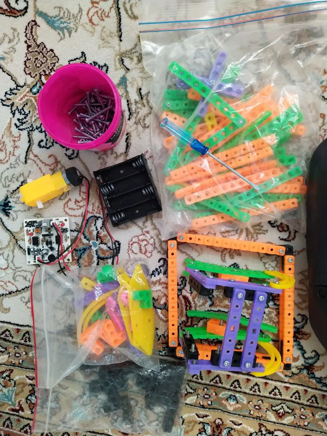 پک رباتیک مبتدی با کوله پشتی|اسباب‌‌بازی|تهران, والفجر (افسریه)|دیوار