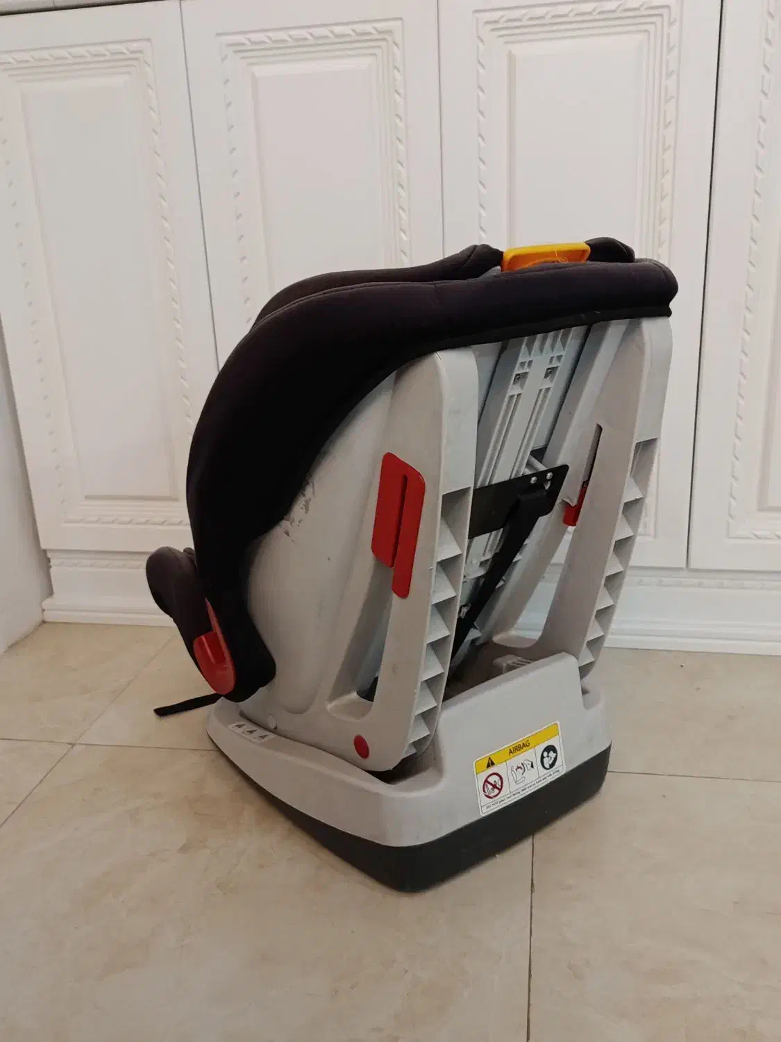 صندلی ماشین کودک بیبی لند|تخت و صندلی بچه|رشت, نخودچر|دیوار