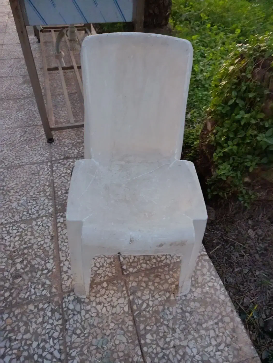 70صندلی|صندلی و نیمکت|بم, |دیوار