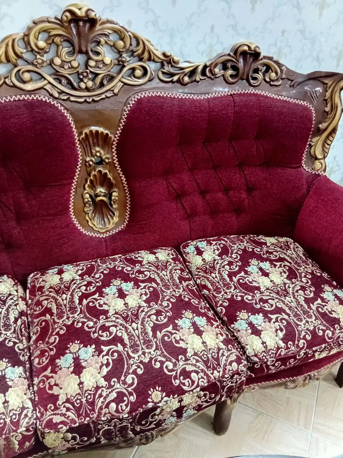 سرویس مبلمان ۹ نفره چوب درجه یک روس همراه ۳ میز|مبلمان خانگی و میز عسلی|مشهد, کوی المهدی|دیوار