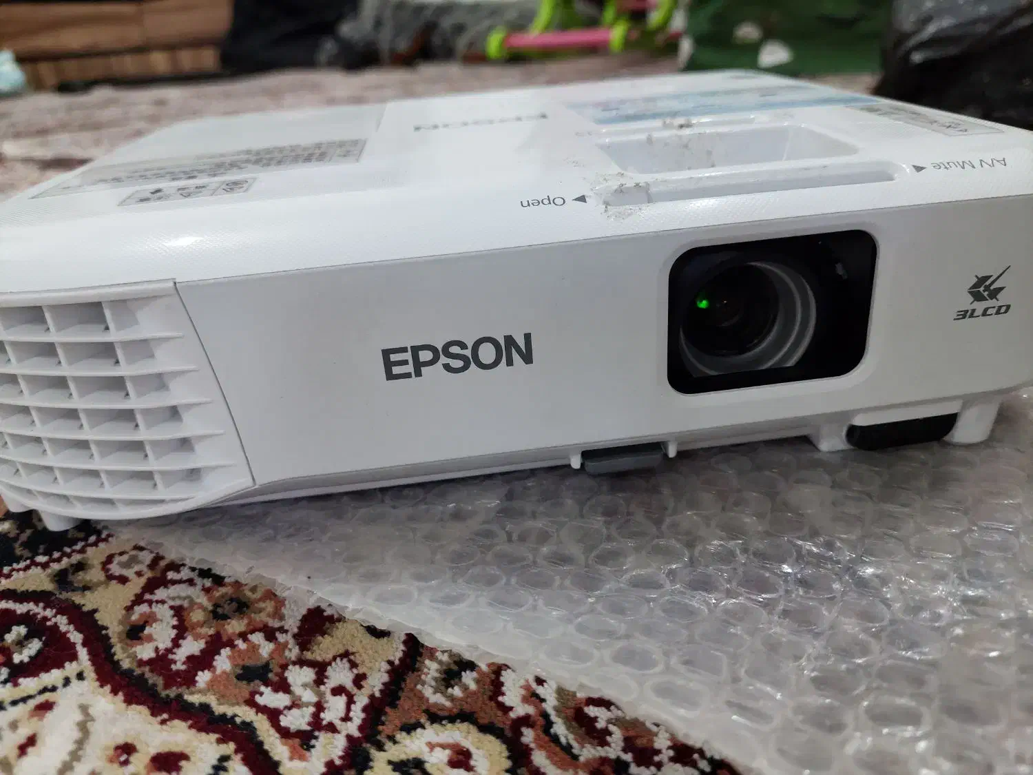 پروژکتور اپسون|تلویزیون و پروژکتور|دزفول, |دیوار