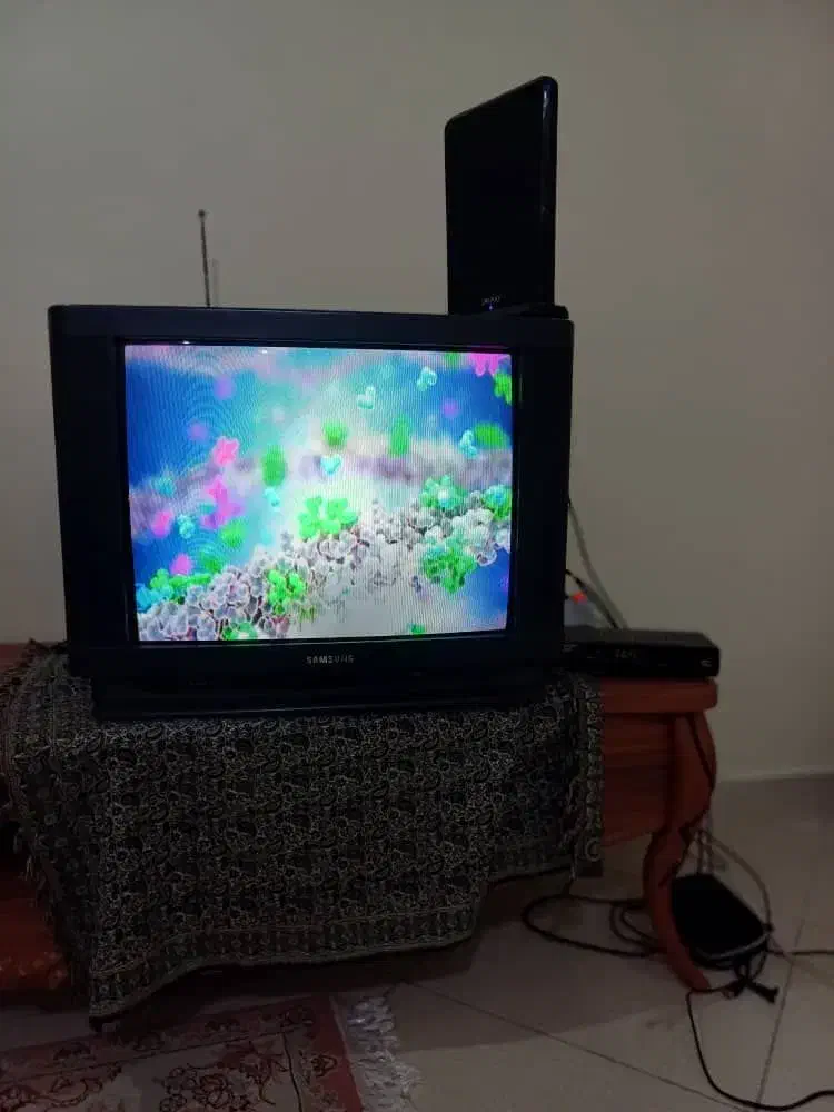 تلویزیون۲۱ اینچ سامسونگ|تلویزیون و پروژکتور|تهران, شهرک آزادی|دیوار