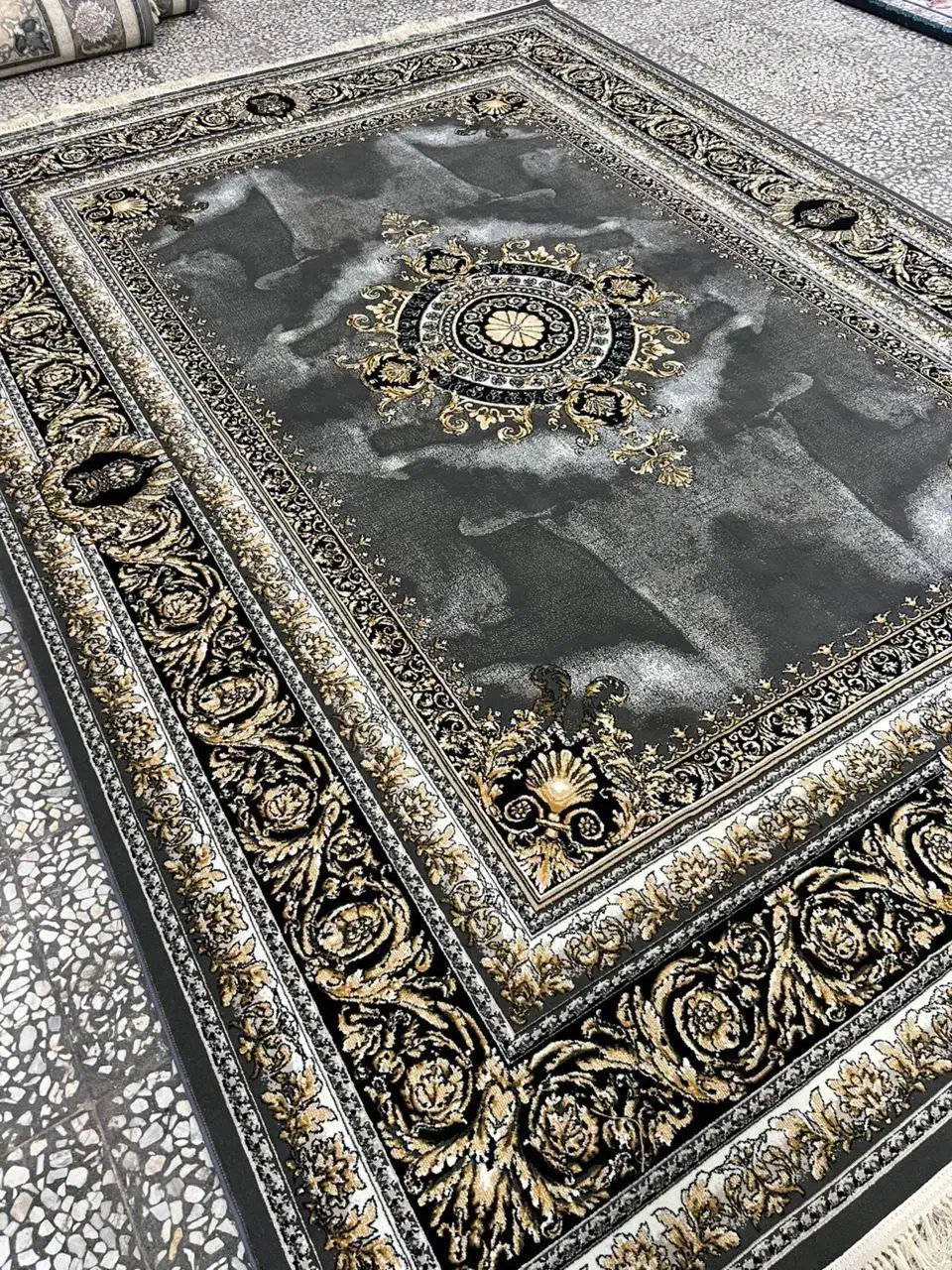 فروش بدون پیش پرداخت بدون چک بدون ضامن|فرش|ارومیه, |دیوار