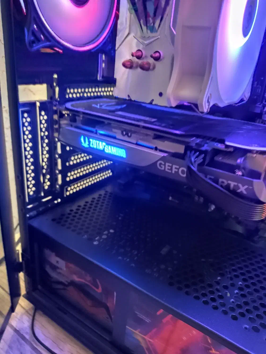 Rtx4060ti 16GB در حد نو|قطعات و لوازم جانبی رایانه|اصفهان, الهیه|دیوار