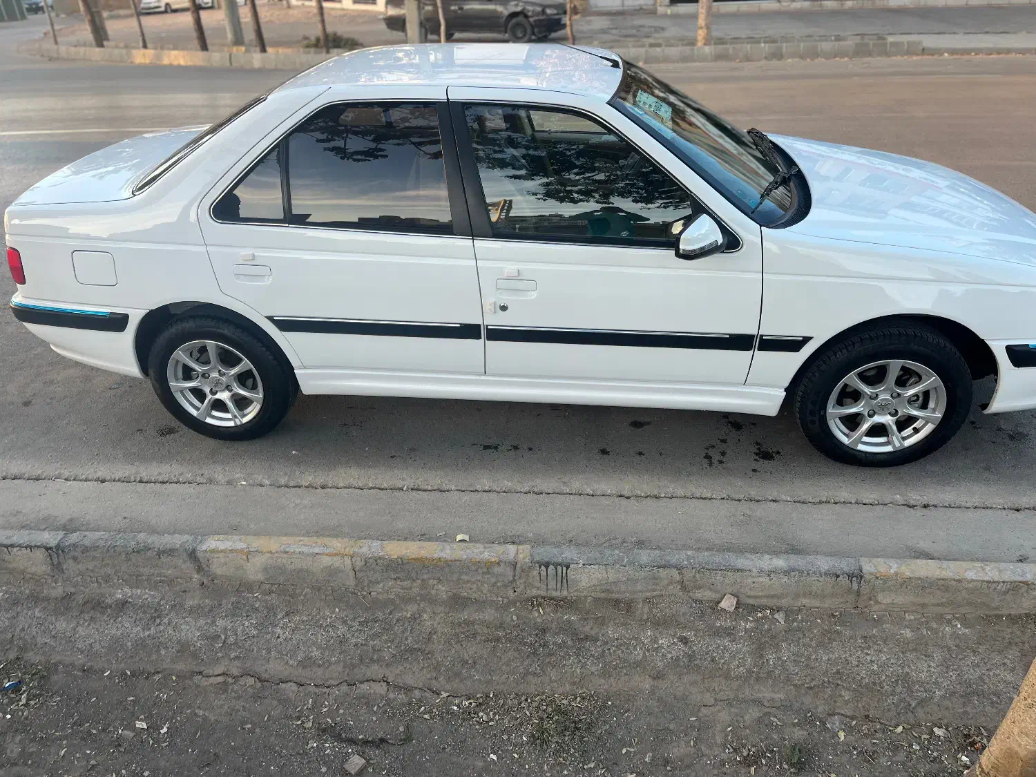 پارس سفارشی۴۰۲|خودرو سواری و وانت|کرمان, |دیوار