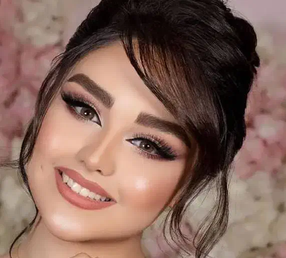 تخفیف باورنکردنی میکاپ|خدمات آرایشگری و زیبایی|هشتگرد, شهرک ولیعصر (مصلی)|دیوار