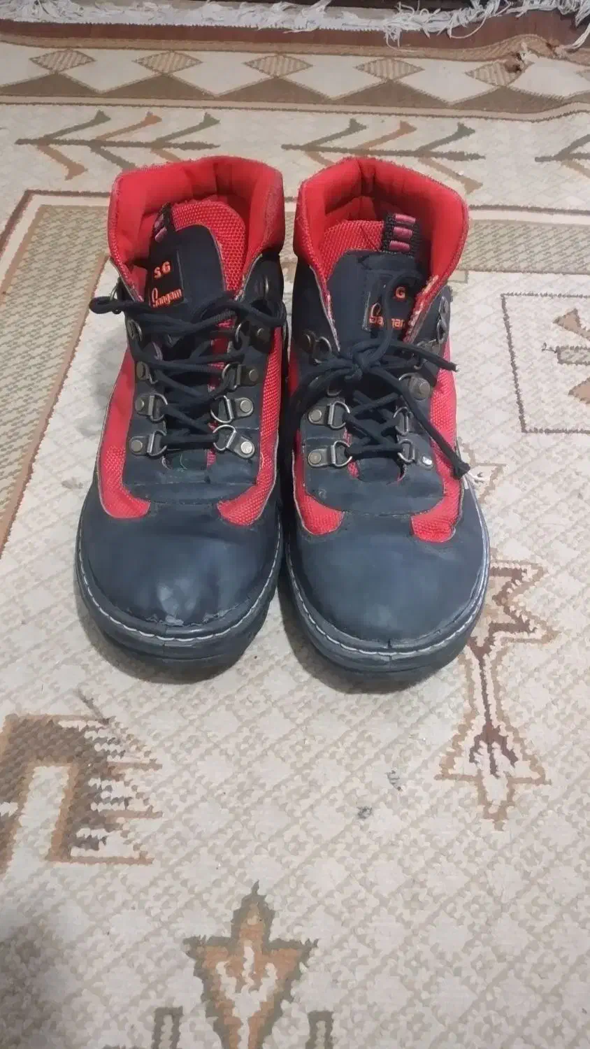 نیم بوت پسرونه سایز ۴۰|کیف، کفش، کمربند|فردوسیه, |دیوار