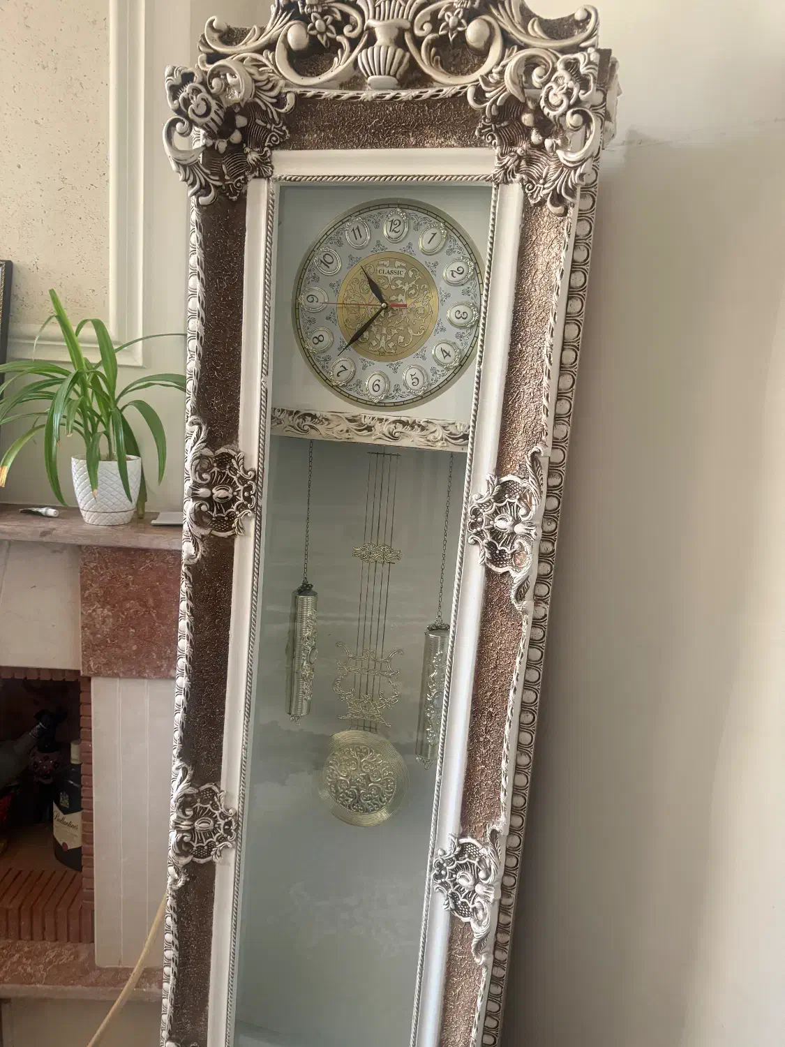 ساعت ایستاده سالم سالم|ساعت دیواری و تزئینی|شیراز, محراب|دیوار