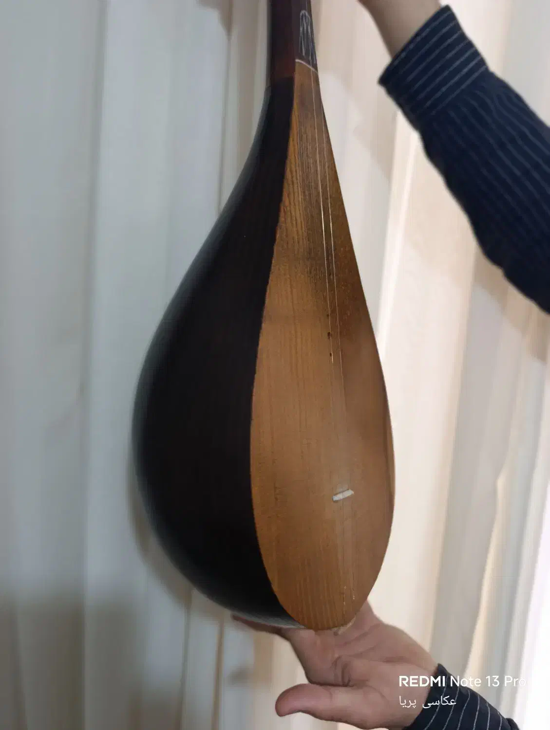 دوتا کرمانج|سازهای سنتی|نیشابور, امام خمینی|دیوار