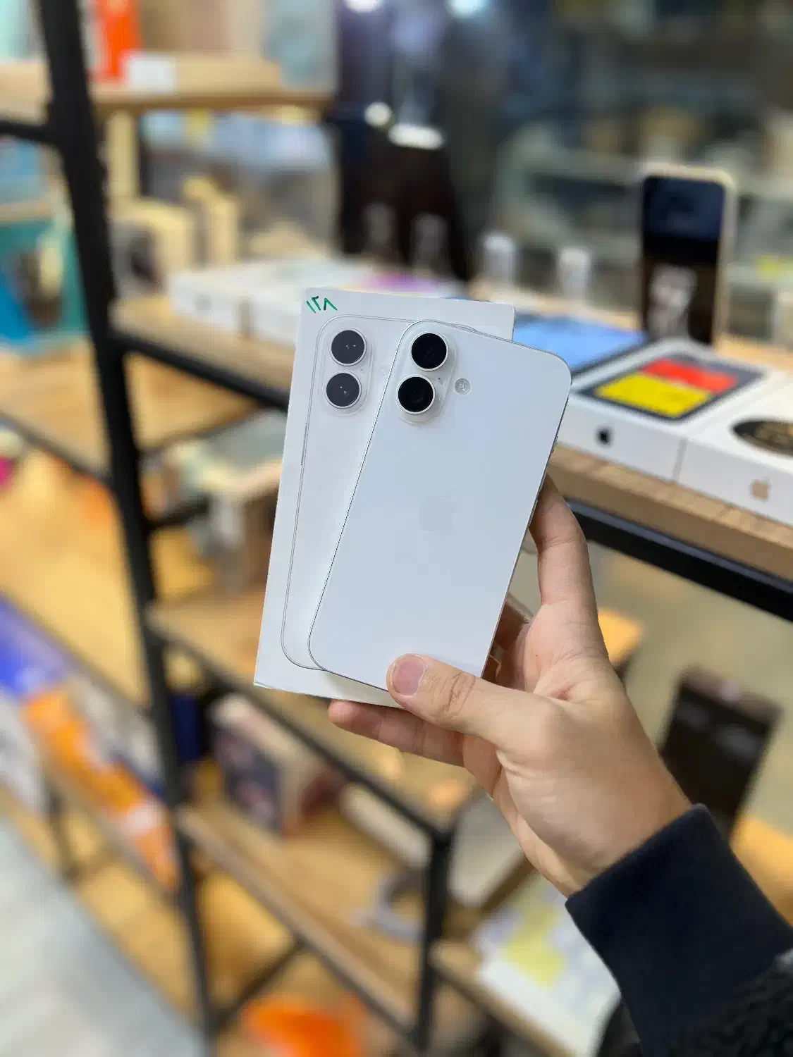 آیفون 16 نرمال|موبایل|کرمانشاه, |دیوار