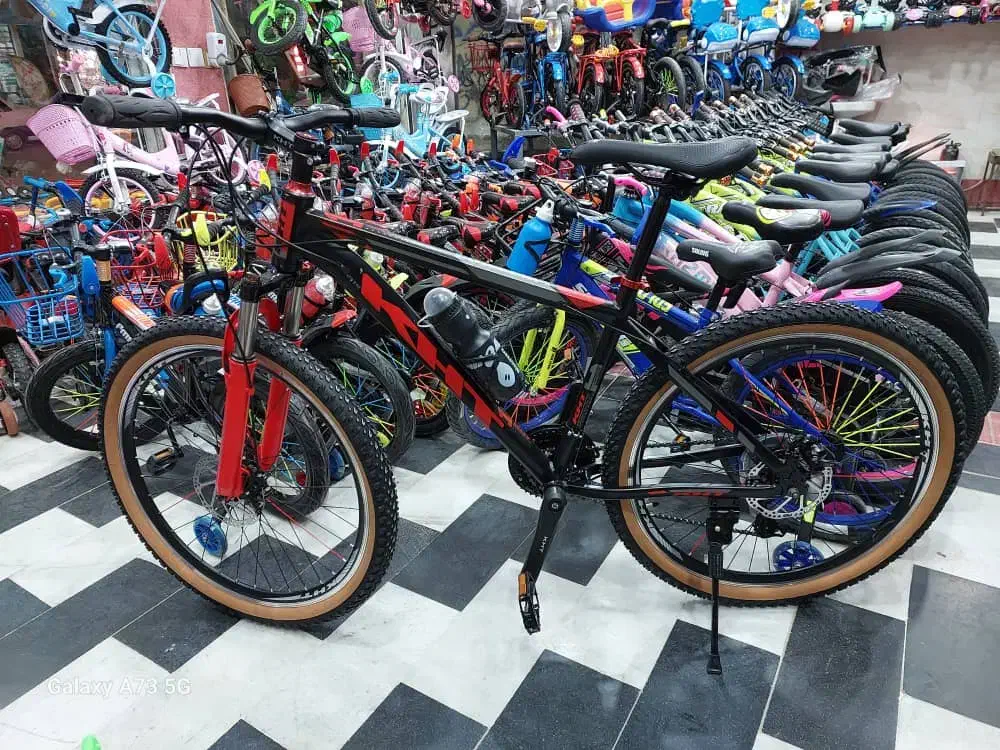 دوچرخه 26 مستر.(غلامی خیابان امام خمینی41).|دوچرخه، اسکیت، اسکوتر|زاهدان, |دیوار