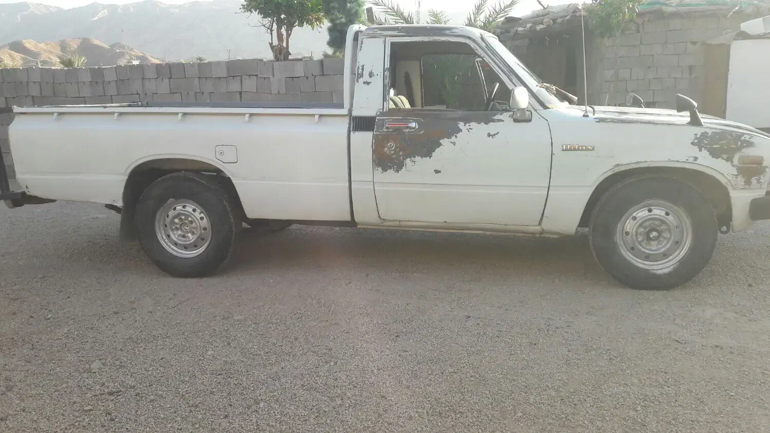 ماشین وانت مدل ۸۳ تر تمیز|خودرو سواری و وانت|بهبهان, |دیوار