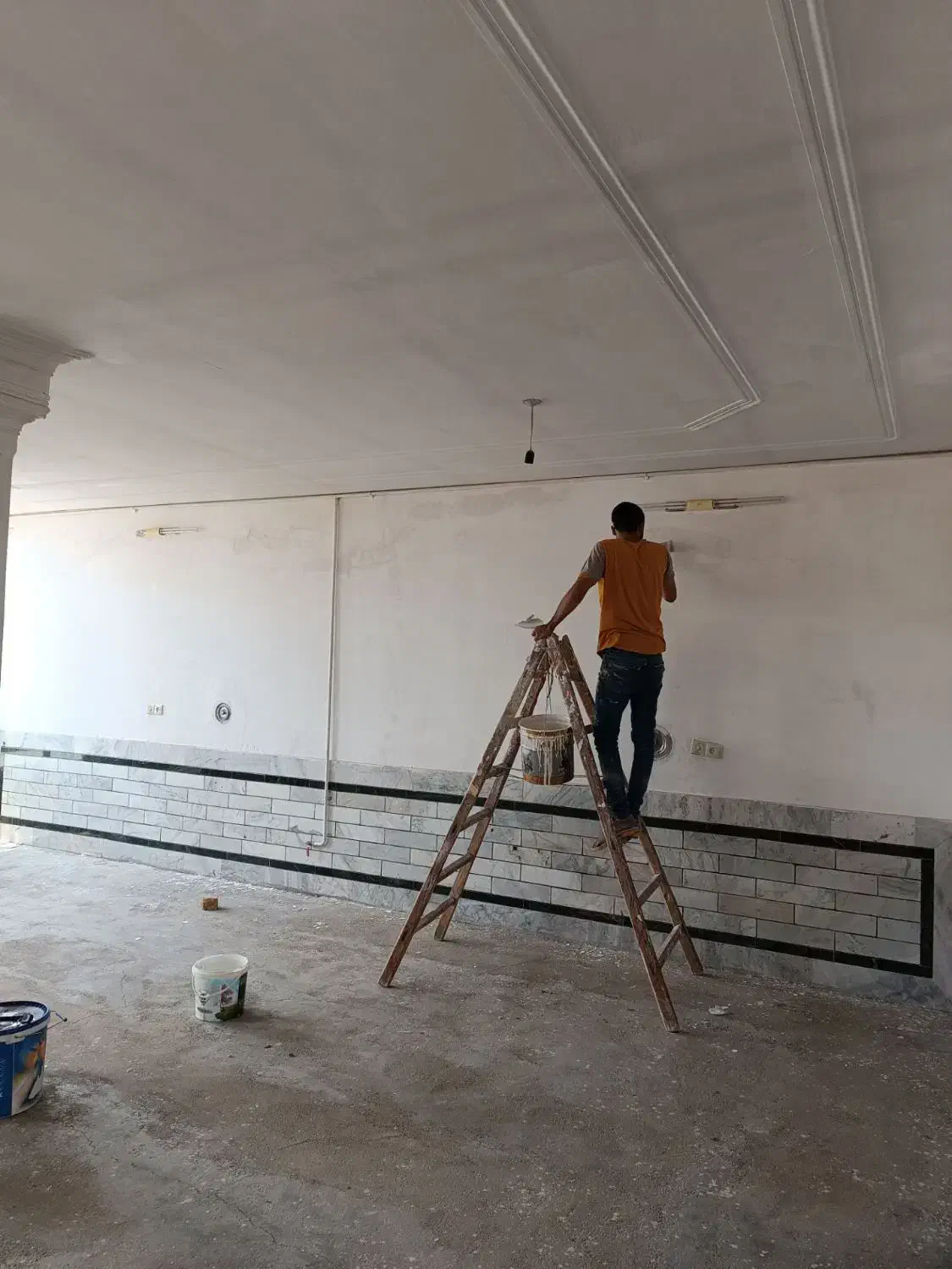 خدمات تخصصی نقاشی ساختمان ضدزنگ،دکوراتیو ،طراحی|خدمات پیشه و مهارت|بیرجند, |دیوار