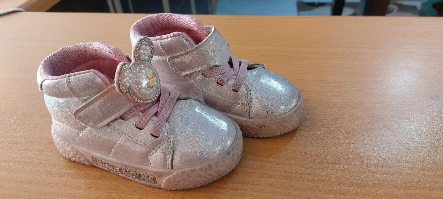 کفش بچه گانه سایز ۲۴|کفش و لباس بچه|یزد, |دیوار