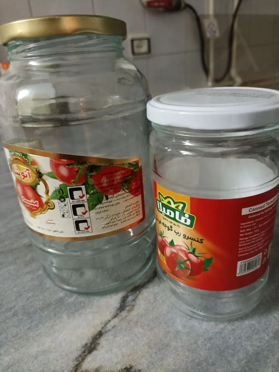 شیشه خالی|ظروف نگهدارنده، پلاستیکی، یک‌بارمصرف|بیرجند, |دیوار