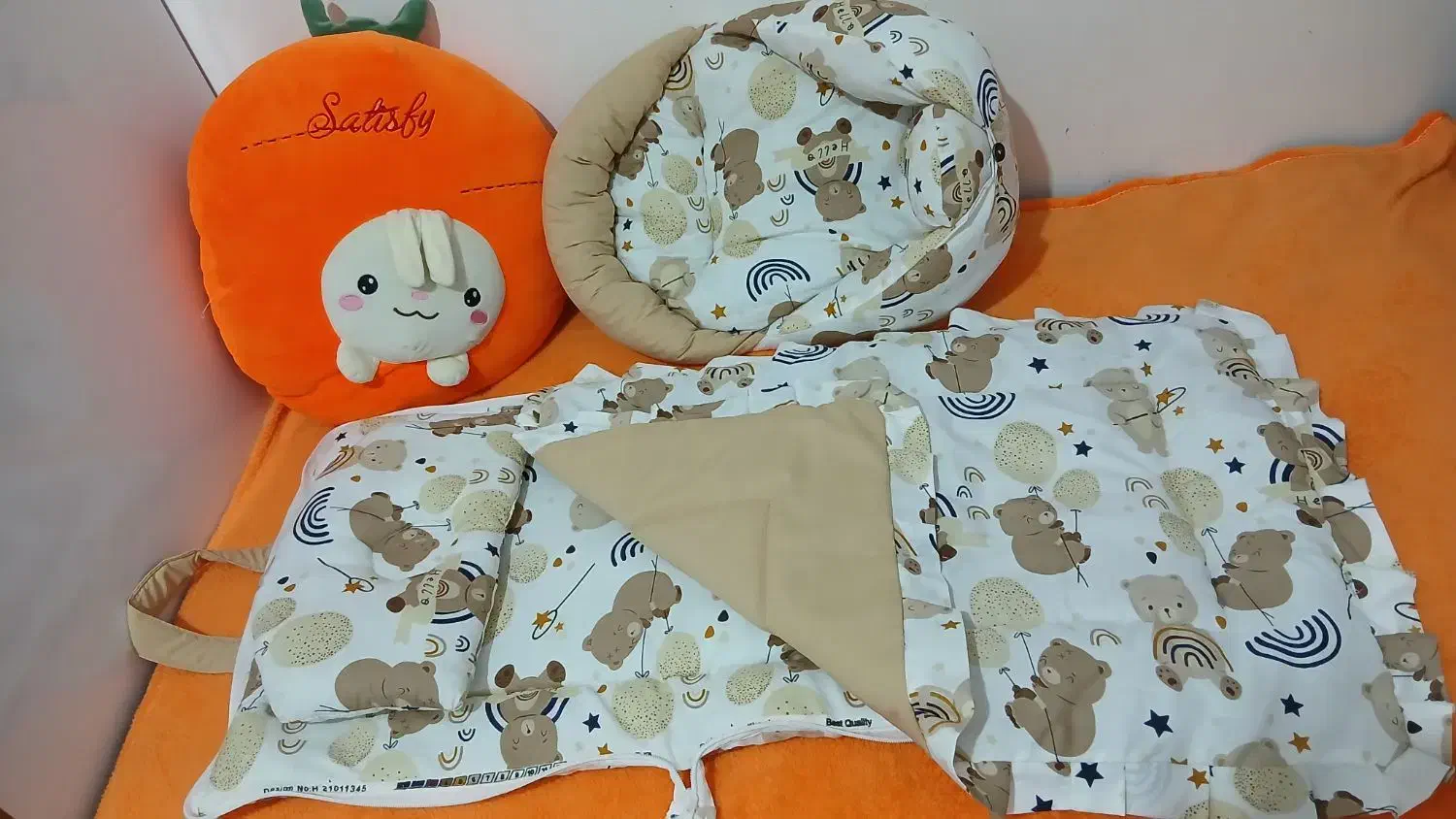 تشک مسافرتی و آغوشی نوزاد|اسباب و اثاث بچه|ماسال, |دیوار