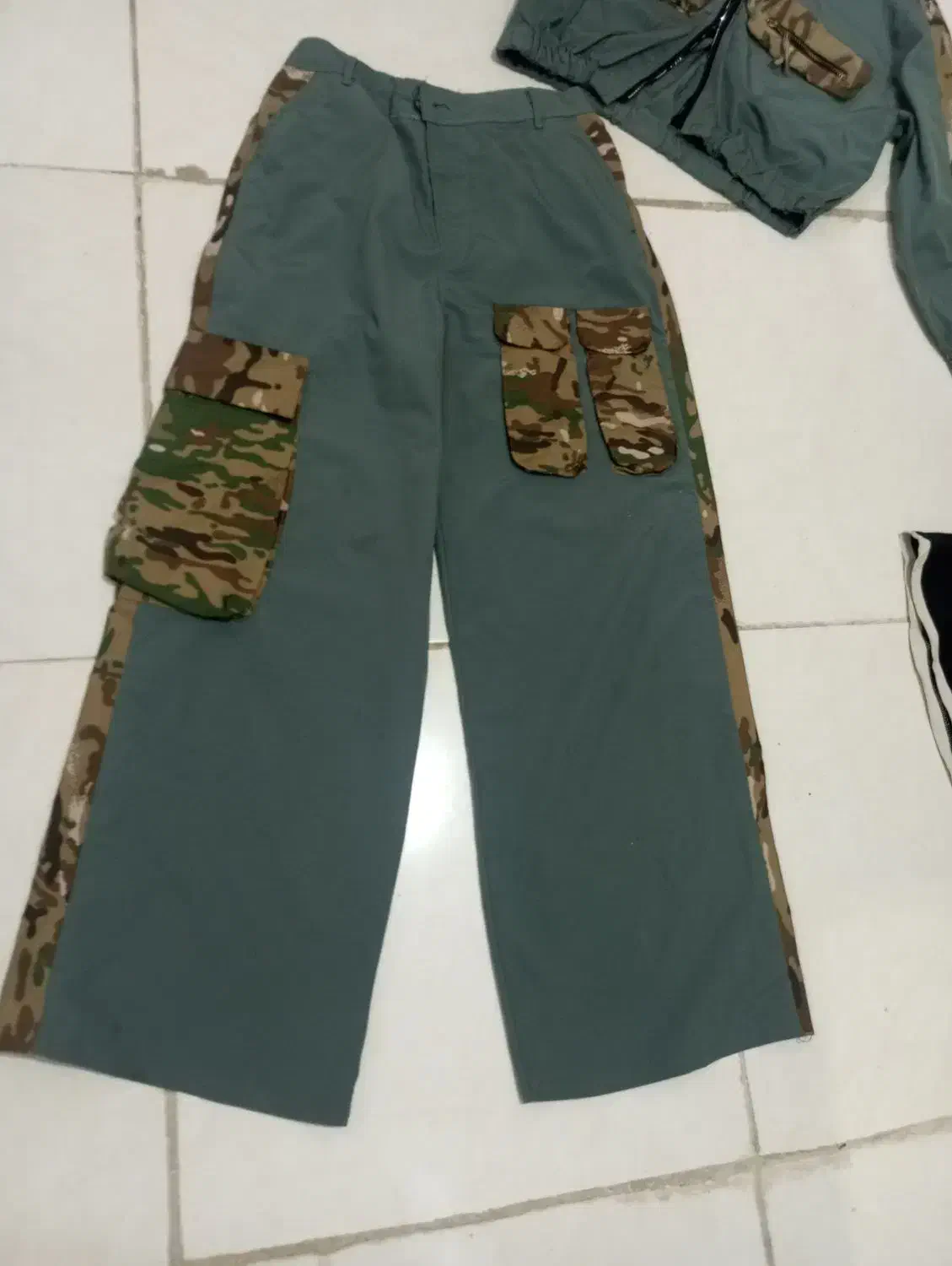 ست چریک خارجی|لباس|فردیس, شهرک هفده شهریور|دیوار